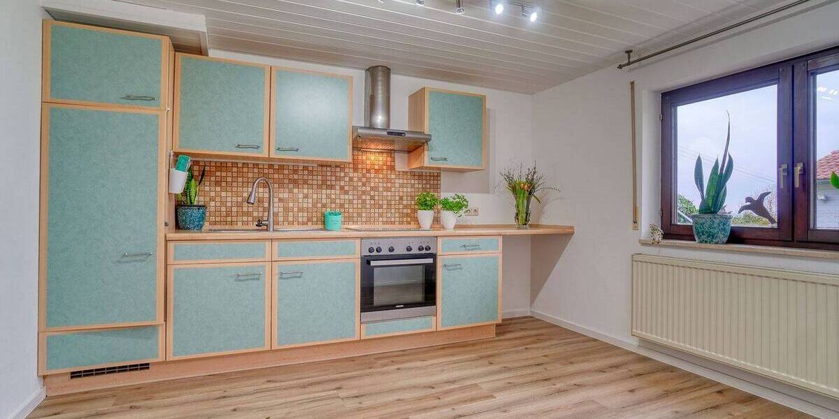 Etagenwohnung Berkheim - 2 Zimmer, 69 m&sup2;, 550&euro; | Angebot:26092125