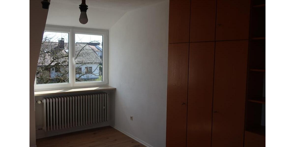 Zentral gelegnes Idyll mit viel Grün für die ganze Familie 9 zimmer