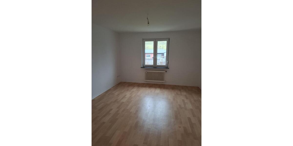 Erdgeschoßwohnung Würzburg Dürrbachau - 4 Zimmer, 106 m&sup2;, 1.500&euro; | Angebot:26533142