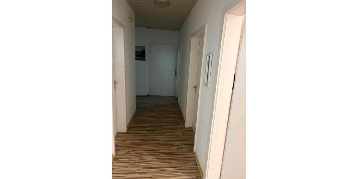 Wohnen auf Zeit Weiden in der Oberpfalz - 3 Zimmer, 16 m&sup2;, 395&euro; | Angebot:24804031