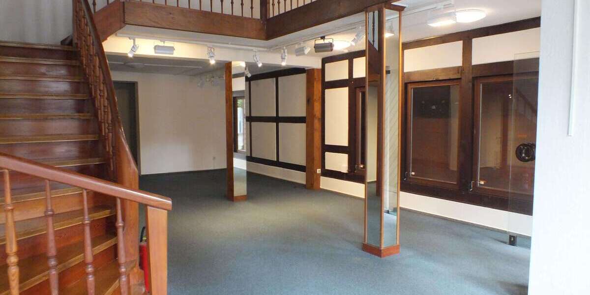 Einzelhandel in Stadthagen 750 € 135 m² zimmer