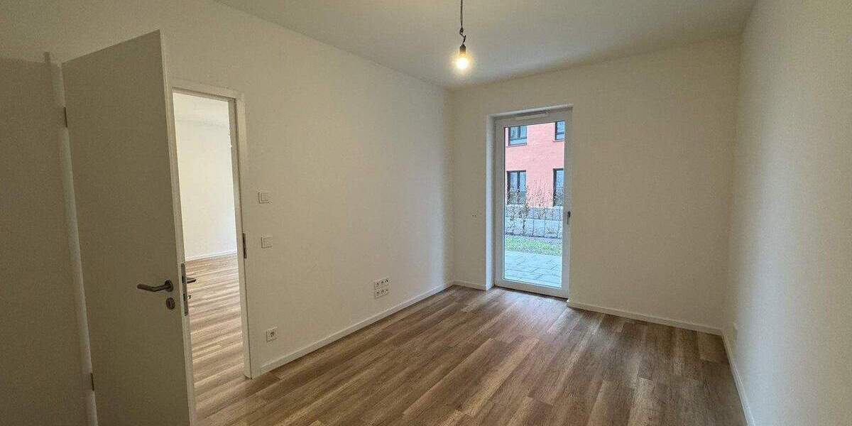 Etagenwohnung Spandau Hakenfelde - 2 Zimmer, 58 m&sup2;, 1.250&euro; | Angebot:26150681