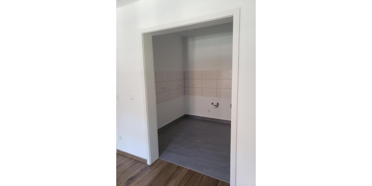 Etagenwohnung Hainichen - 2 Zimmer, 48 m&sup2;, 243&euro; | Angebot:25582024