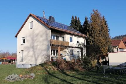 Kronach: offene, lichtdurchflutete Wohnung mit großem Garten 3 zimmer