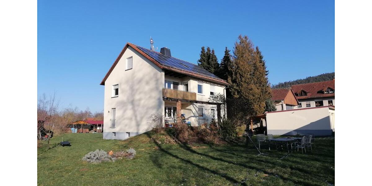 Kronach: offene, lichtdurchflutete Wohnung mit großem Garten 3 zimmer