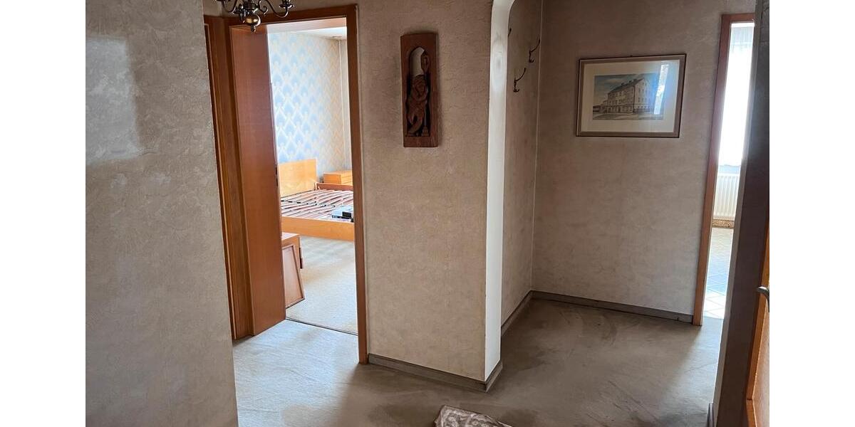 Etagenwohnung Amorbach - 3 Zimmer, 120 m&sup2;, 1.000&euro; | Angebot:24786293