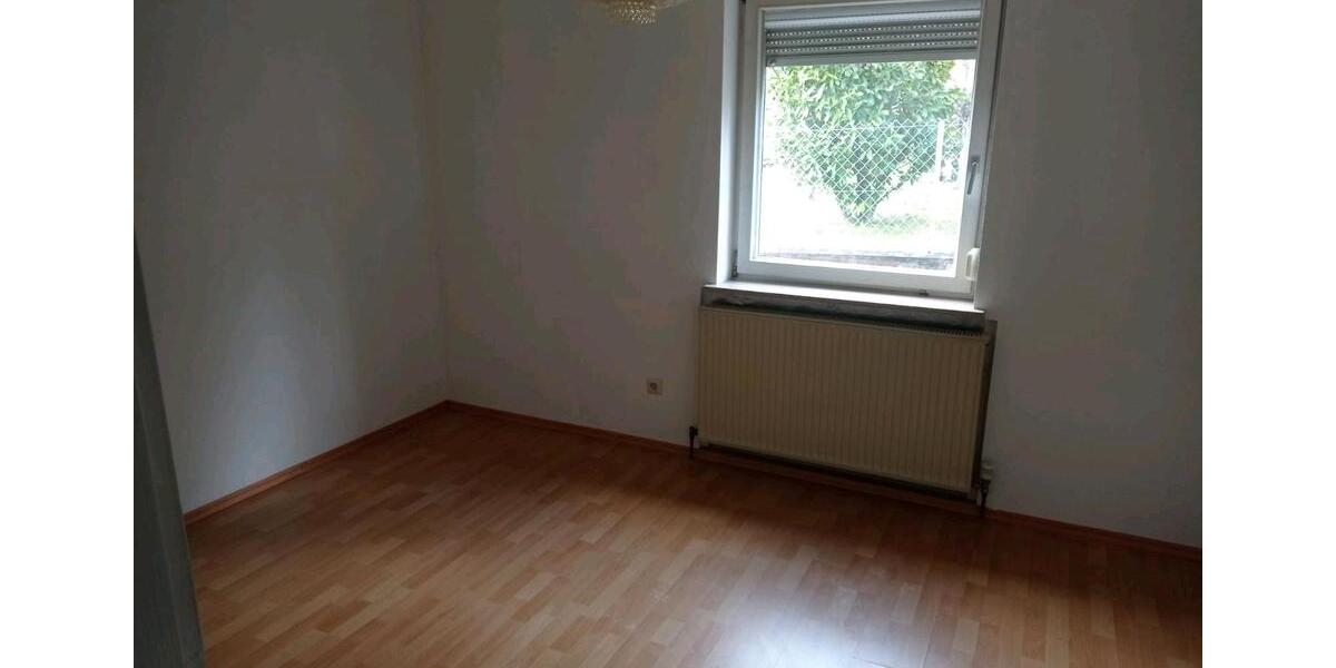 Erdgeschoßwohnung Stegaurach - 5 Zimmer, 108 m&sup2;, 750&euro; | Angebot:25392056