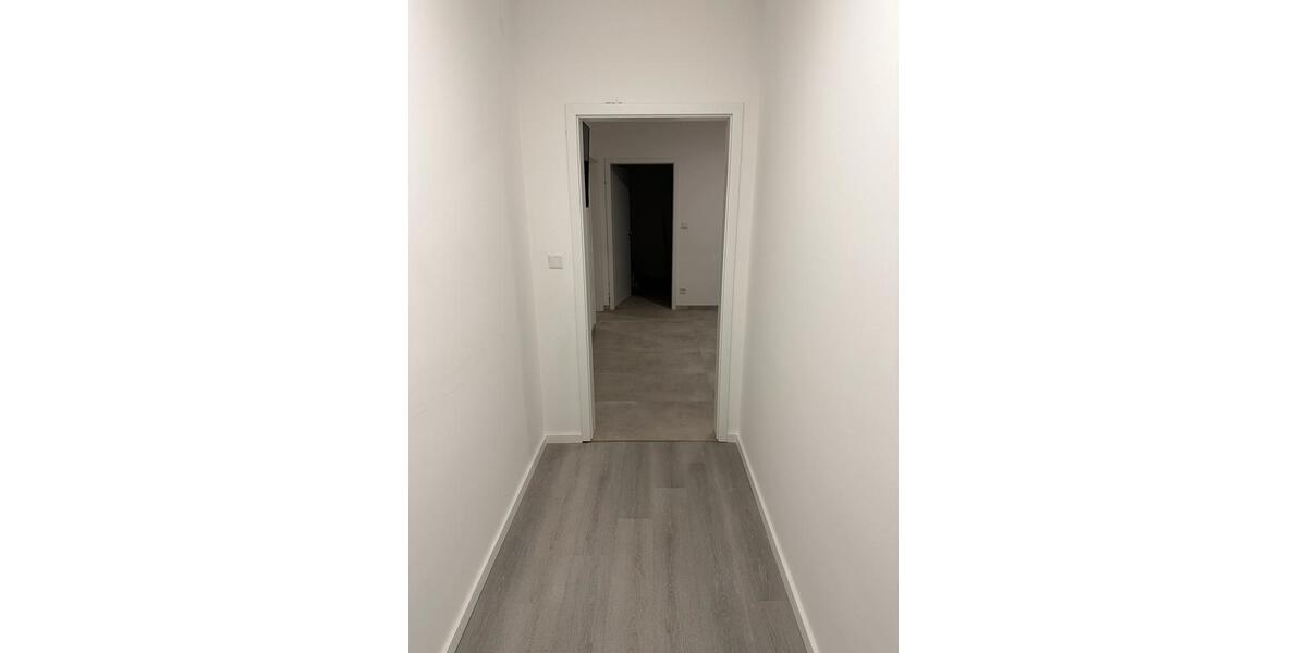 Wohnen auf Zeit Gütersloh Kattenstroth - 18 Zimmer, 400 m&sup2;, 22&euro; | Angebot:19155421