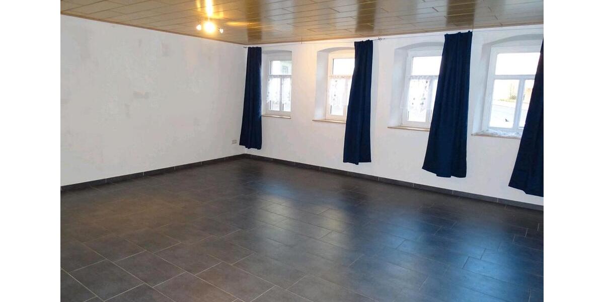 Einfamilienhaus Preist - 6 Zimmer, 170 m&sup2;, 1.300&euro; | Angebot:26604431