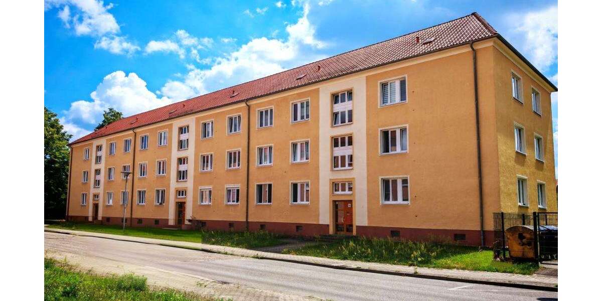 Etagenwohnung Hoyerswerda Altstadt - 2 Zimmer, 52 m&sup2;, 260&euro; | Angebot:27020125