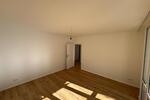 ACHTUNG: Tolle RENOVIERTE 4 Zimmer Wohnung mit Balkon!!