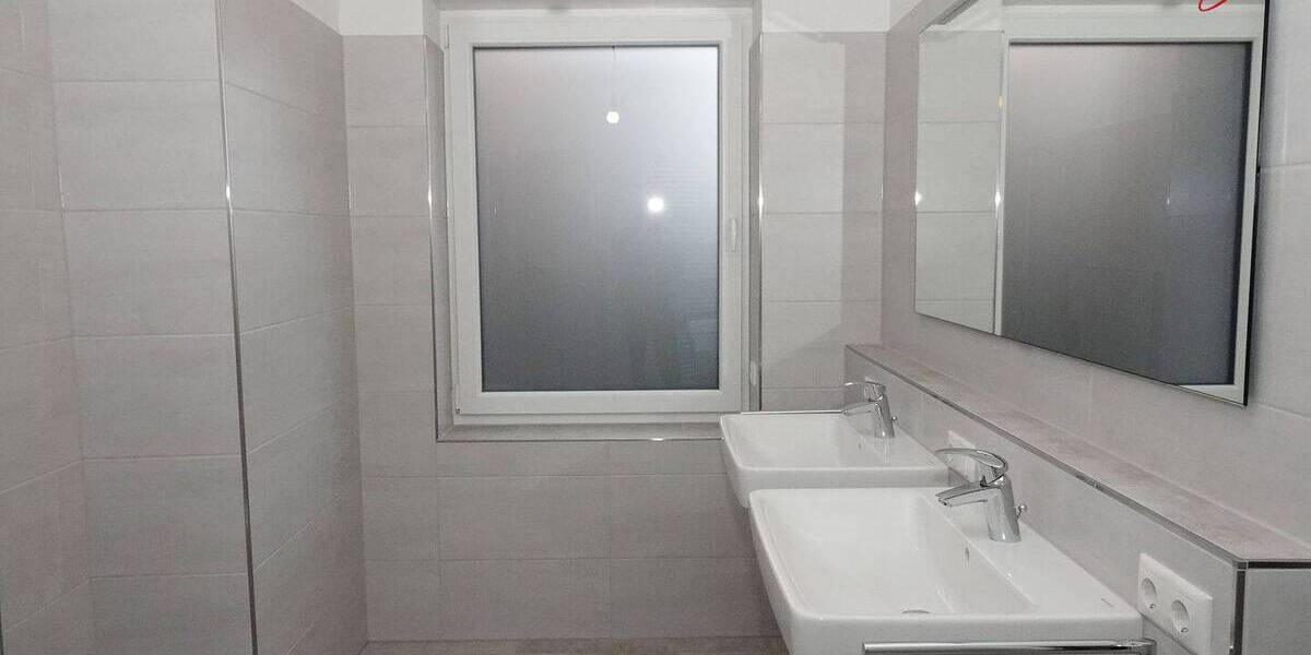 Etagenwohnung Wiesmoor Wiesederfehn - 3 Zimmer, 93 m&sup2;, 1.030&euro; | Angebot:25938374