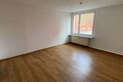 Wohnung Suhl Aue 2 - 2 Zimmer, 54 m&sup2;, 379&euro; | Angebot:26446314