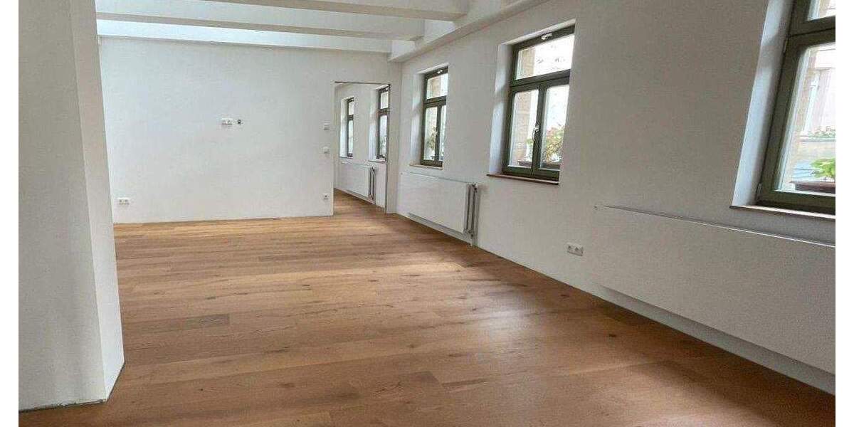 Kleines verborgenes wunderschönes Schmuckstück im Herzen von Fürth.... 4 zimmer