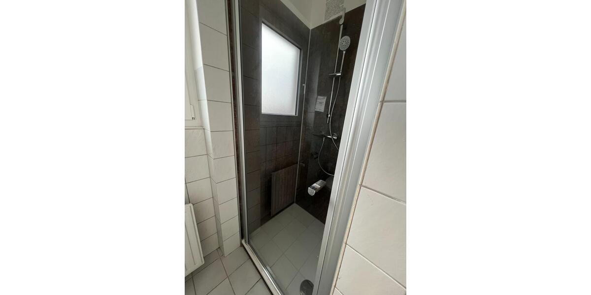 Einfamilienhaus Zweibrücken - 9 Zimmer, 251 m&sup2;, 1.790&euro; | Angebot:25980405