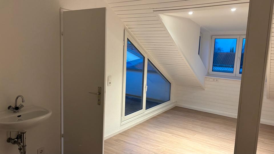 Einfamilienhaus Konstanz - 5.5 Zimmer, 300 m&sup2;, 3.100&euro; | Angebot:24628636