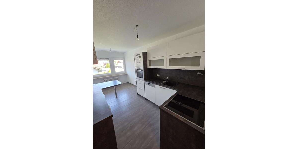 Etagenwohnung Ainring - 3 Zimmer, 89 m&sup2;, 889&euro; | Angebot:26729763