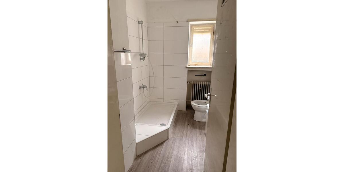 Etagenwohnung Ravensburg Eschach - 1 Zimmer, 80 m&sup2;, 490&euro; | Angebot:25655999