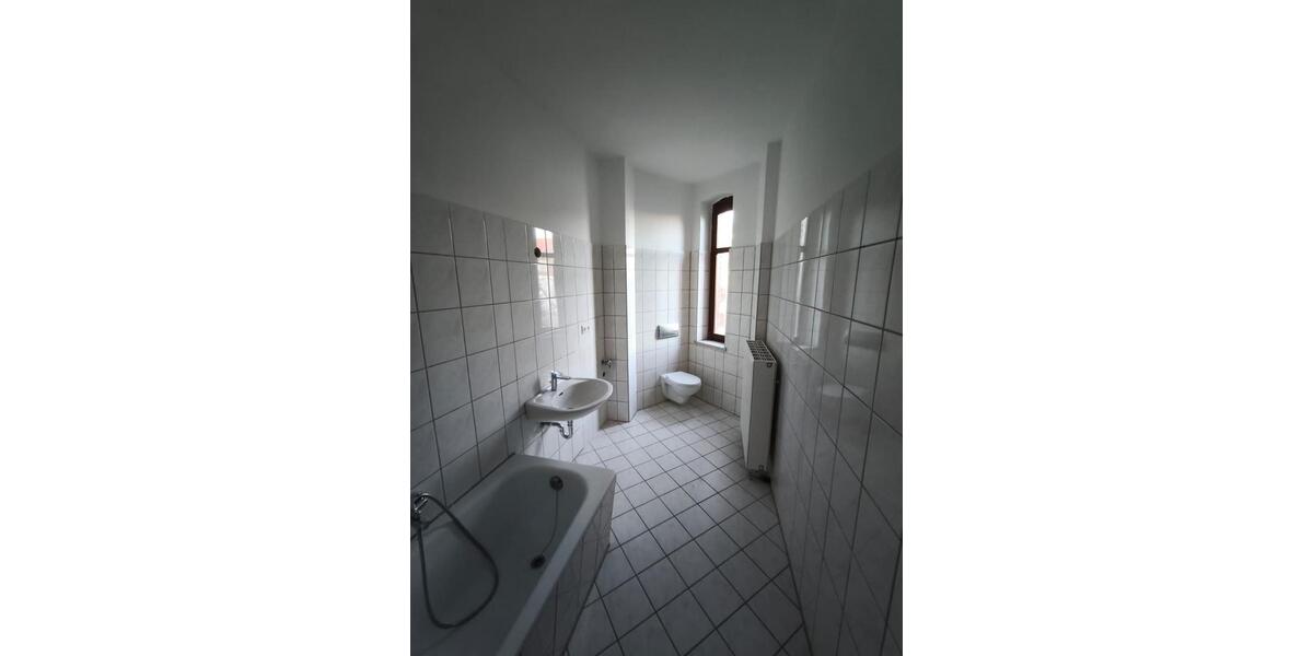 Etagenwohnung Zwickau - 4 Zimmer, 95 m&sup2;, 650&euro; | Angebot:26284748