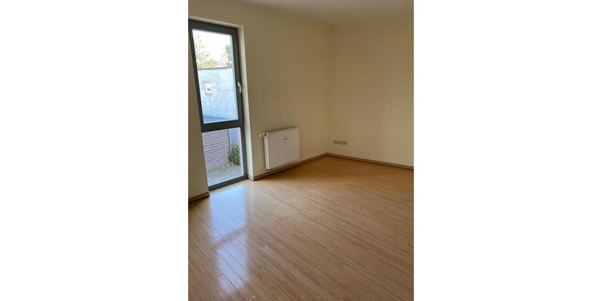 Etagenwohnung Waren (Müritz) - 2 Zimmer, 52 m&sup2;, 570&euro; | Angebot:25963476