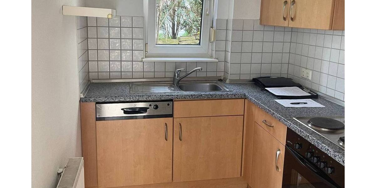 Schöne 3-Zi.-Whg. mit Terrasse + EBK in Bietigheim-Bissingen 3 zimmer