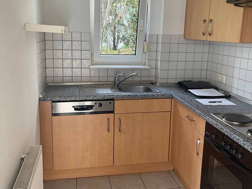 Schöne 3-Zi.-Whg. mit Terrasse + EBK in Bietigheim-Bissingen 3 zimmer