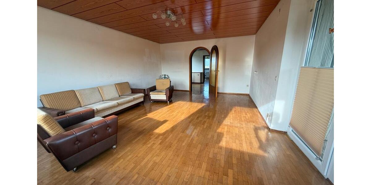 Etagenwohnung Tuttlingen - 3.5 Zimmer, 89 m&sup2;, 770&euro; | Angebot:26700998