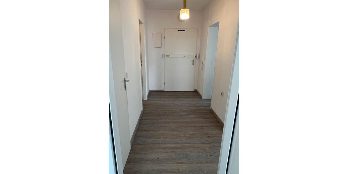 Etagenwohnung Bischofsheim - 2 Zimmer, 63 m&sup2;, 1.250&euro; | Angebot:26613022