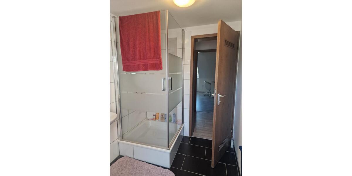 Dachgeschoßwohnung Kassel Südstadt - 3 Zimmer, 72 m&sup2;, 900&euro; | Angebot:26539108