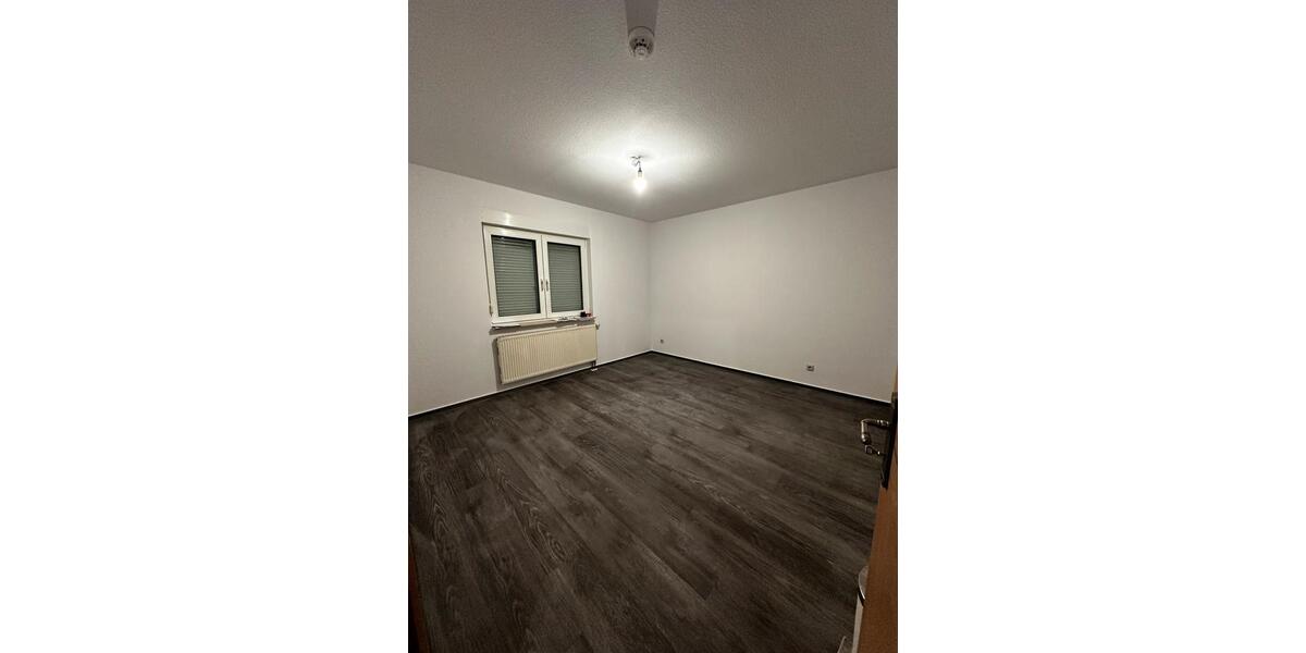 Erdgeschoßwohnung Ueckermünde - 2 Zimmer, 67 m&sup2;, 800&euro; | Angebot:24517285