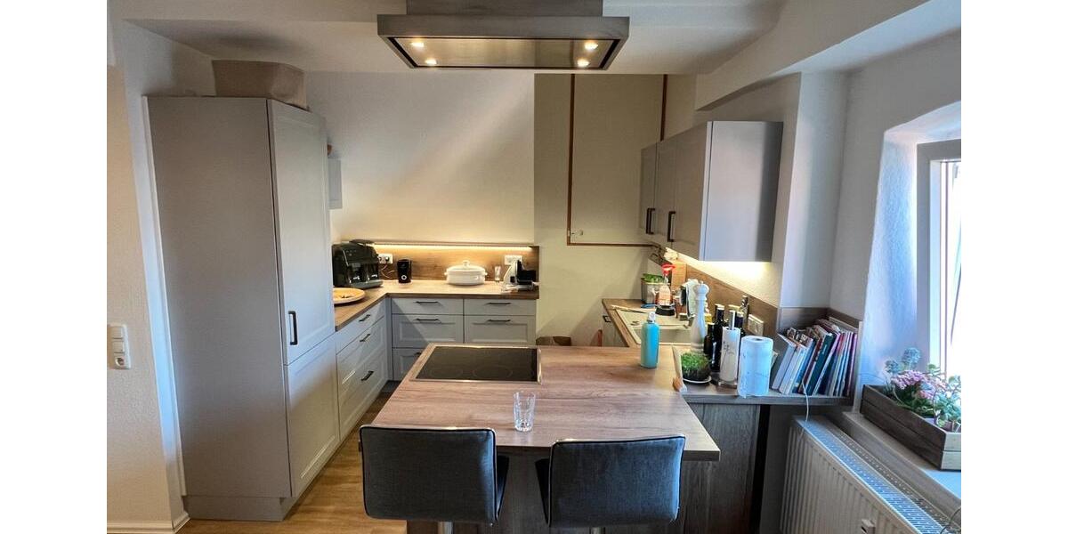 Dachgeschoßwohnung Hünfeld - 5 Zimmer, 110 m&sup2;, 950&euro; | Angebot:25899307