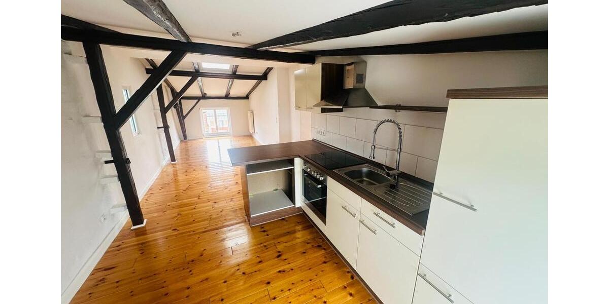 Dachgeschoßwohnung Schwerin Altstadt - 2 Zimmer, 60 m&sup2;, 640&euro; | Angebot:24559387