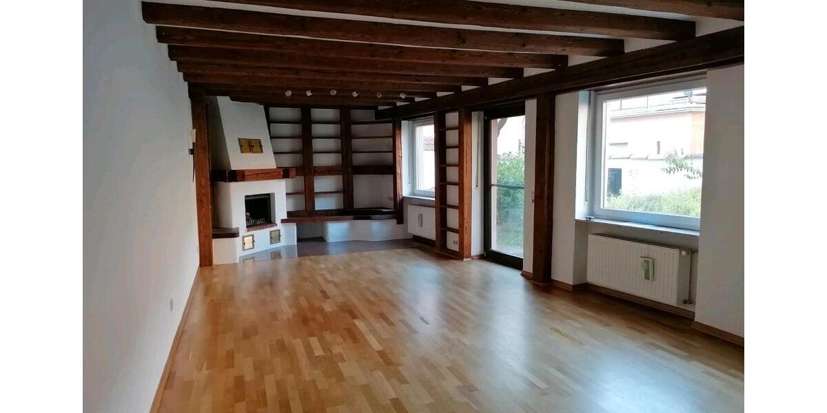 Etagenwohnung Trier Feyen-Weismark - 5 Zimmer, 125 m&sup2;, 1.100&euro; | Angebot:25105779