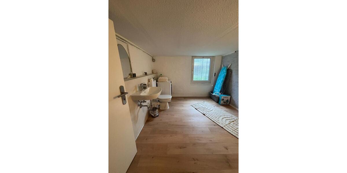 Wohnen auf Zeit Lünen Alstedde - 10 Zimmer, 177 m&sup2;, 15&euro; | Angebot:24789388