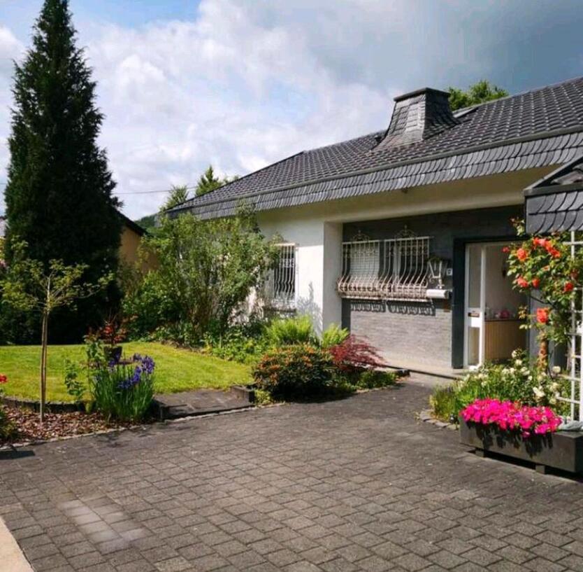 Wunderschöne TerassenWohnung mit Garten
