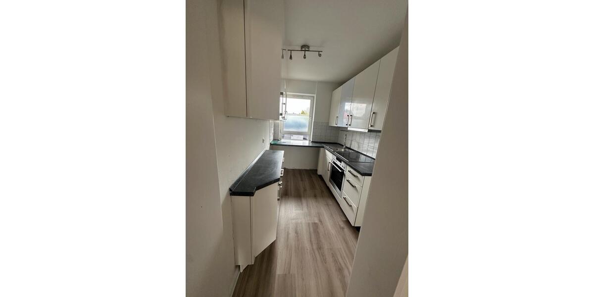 Erdgeschoßwohnung Henstedt-Ulzburg Ulzburg - 3 Zimmer, 67 m&sup2;, 1.300&euro; | Angebot:26312198