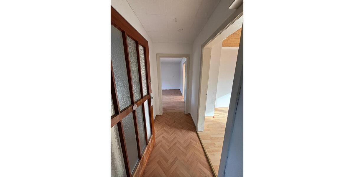 Dachgeschoßwohnung Neunkirchen - 2 Zimmer, 50 m&sup2;, 450&euro; | Angebot:24694822