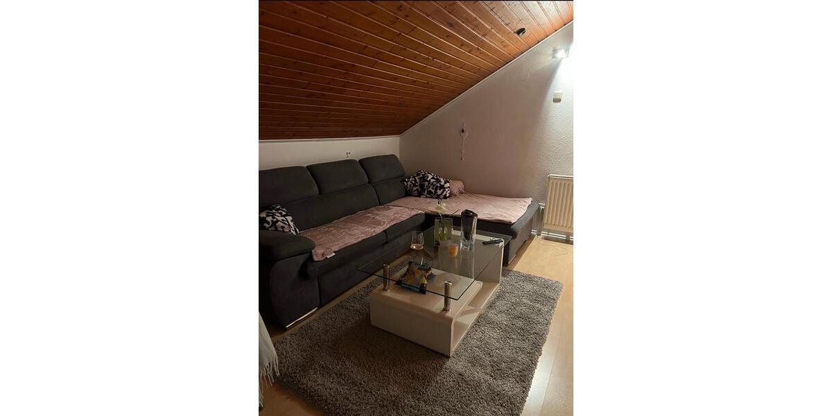 Dachgeschosswohnung in der Nähe der Feuerarena in Ahlen 2 zimmer