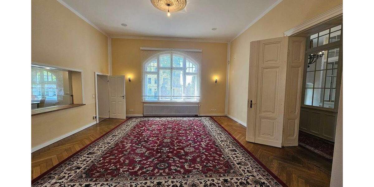 Mehrfamilienhaus, Wohnhaus Torgau - 8 Zimmer, 715 m&sup2;, 4.000&euro; | Angebot:25736593