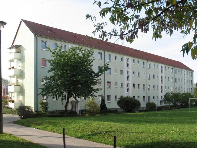 3-RWE im 1. Obergeschoss mit Balkon zimmer