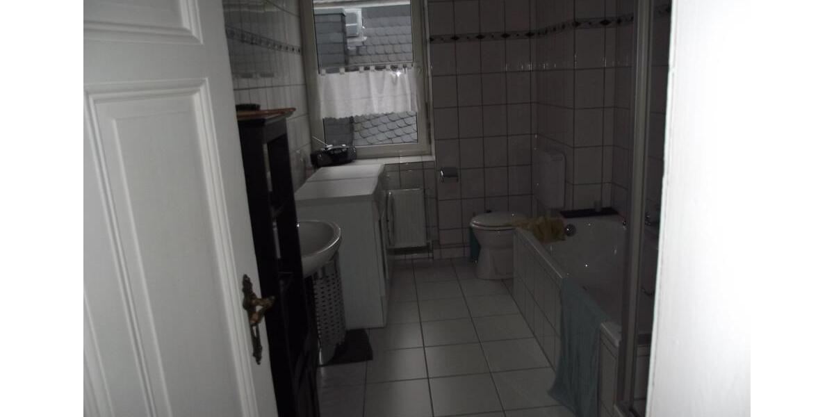 Etagenwohnung Friedberg (Hessen) - 3 Zimmer, 120 m&sup2;, 1.200&euro; | Angebot:24812094