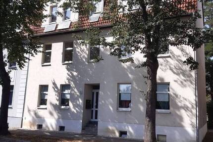 gemütliche 1-Zimmer-Wohnung, Küche und Bad mit Fenster