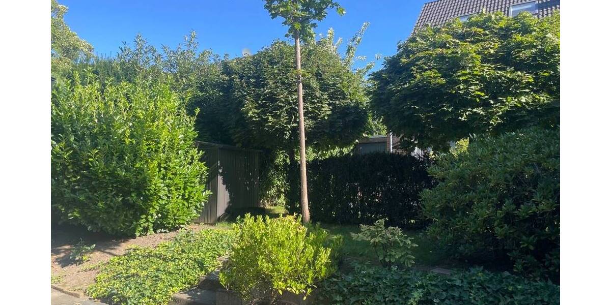 Einfamilienhaus Düsseldorf/ Lörick Lörick - 5 Zimmer, 130 m&sup2;, 2.490&euro; | Angebot:26191505