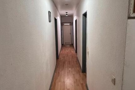 Wohnung Trier Feyen-Weismark - 5 Zimmer, 111 m&sup2;, 450&euro; | Angebot:24155385