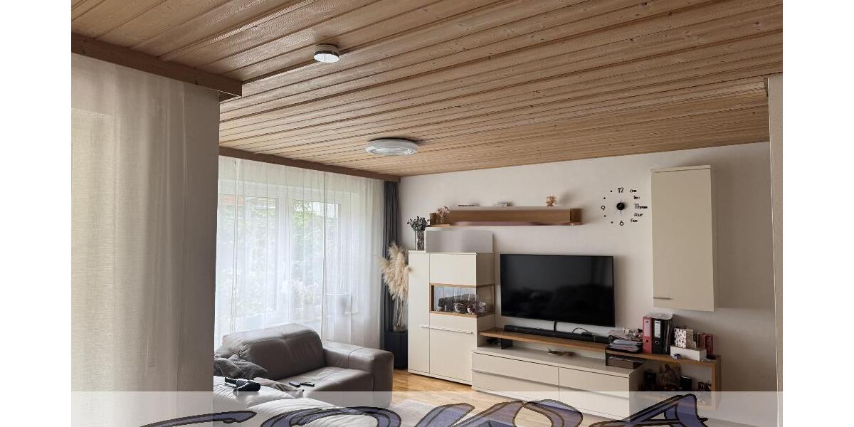 Stadtzentrum - Doppelhaushälfte mit 5,5 Zimmern und Garten in Neuburg zu vermieten - Ein Objekt von Ihrem Immobilienpartner SOWA Immobilien und Finanzen - Reihenhaus Neuburg | Angebot:26857949