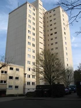 Hier wird frisch für Sie saniert! Schöne-Wohnung mit Balkon und Panorama Aussicht zimmer