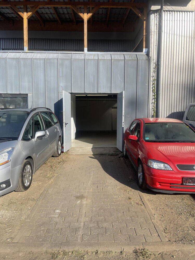 KFZ Werkstatt Reifenservice Lagerhalle(350 qm) zu vermieten | 3000 € warm