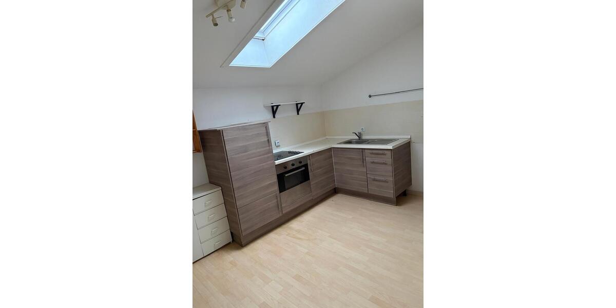 Dachgeschoßwohnung Bad Fallingbostel - 3 Zimmer, 72 m&sup2;, 600&euro; | Angebot:25310014