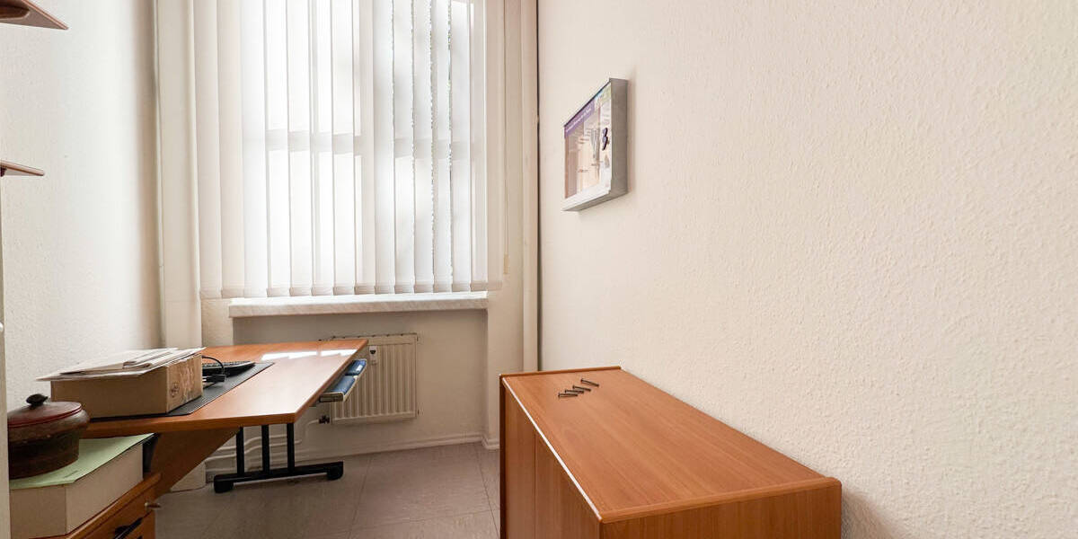 Gewerbeobjekt Zschopau - 5 Zimmer, 111 m&sup2;, 750&euro; | Angebot:24043858