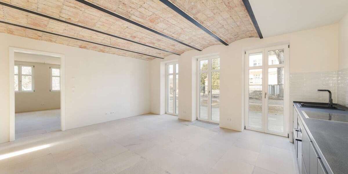 Etagenwohnung Buckow - 2 Zimmer, 70 m&sup2;, 1.250&euro; | Angebot:26003413